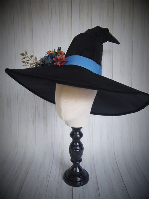 Colorburst witch hat